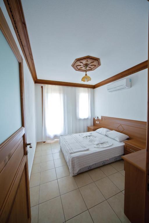 Server Apart Hotel Akyaka  Room photo